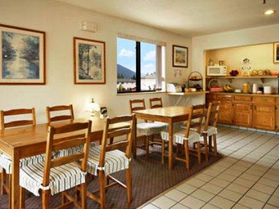 Super 8 By Wyndham Hotel Salmon Arm